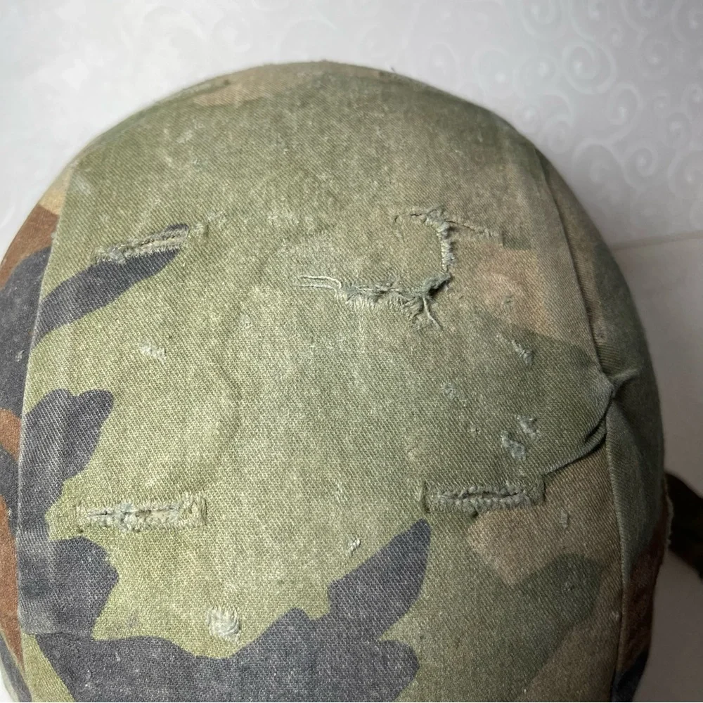 US Army PASGT Unicor Helmet M-9  DLA100-85-F-EC86 W/Camo Cover 8470-01-092-7527